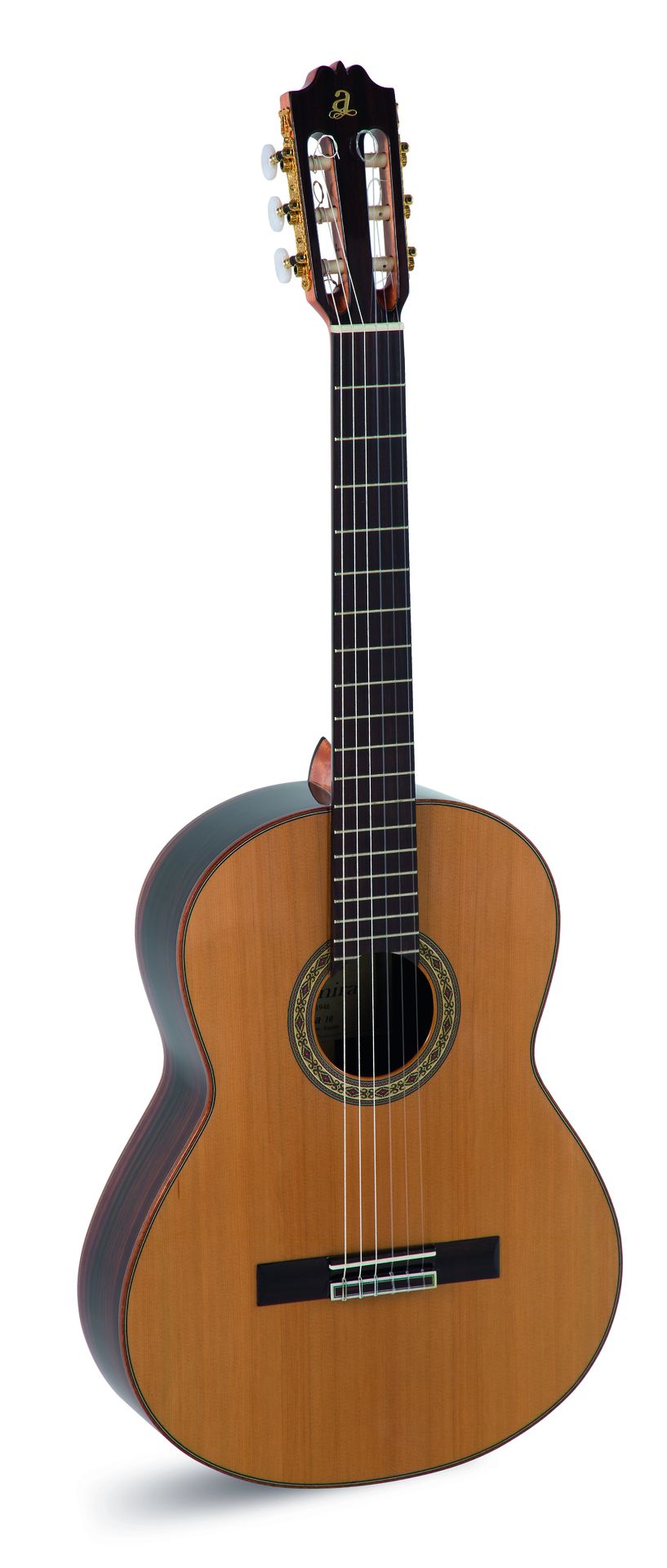 GUITARRA-CLASICA-ADMIRA-A10-SERIE-ARTESANIA_All_1353_1.jpeg