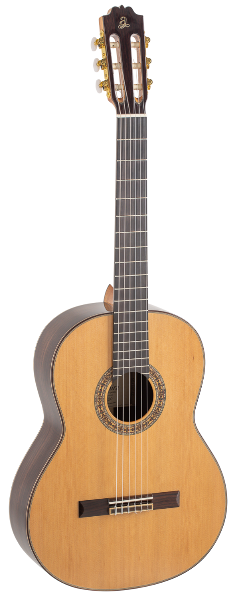 GUITARRA-CLASICA-ADMIRA-A20-ELECTRIFICADA-CON-FISHMAN-SERIE-ARTESANIA-_All_1489_1.png