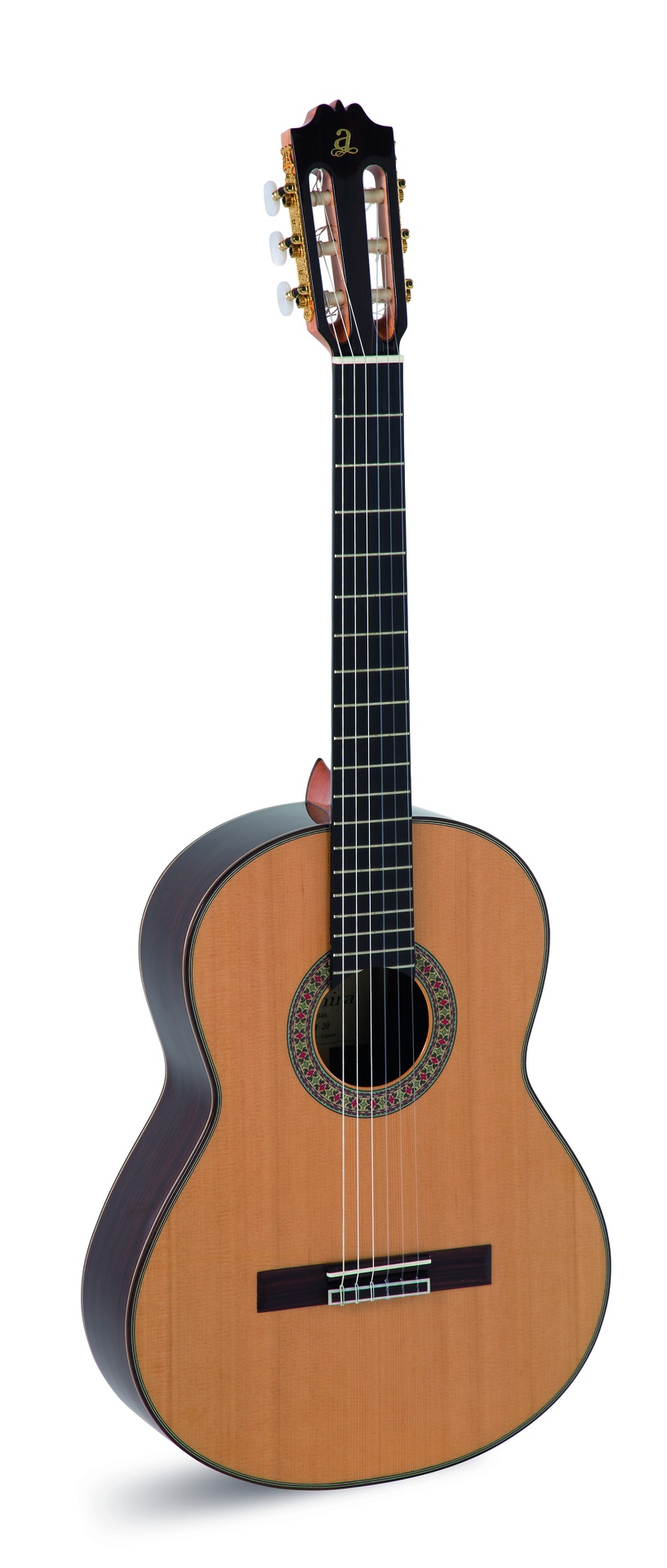 GUITARRA-CLASICA-ADMIRA-A20-SERIE-ARTESANIA_All_1355_1.jpeg