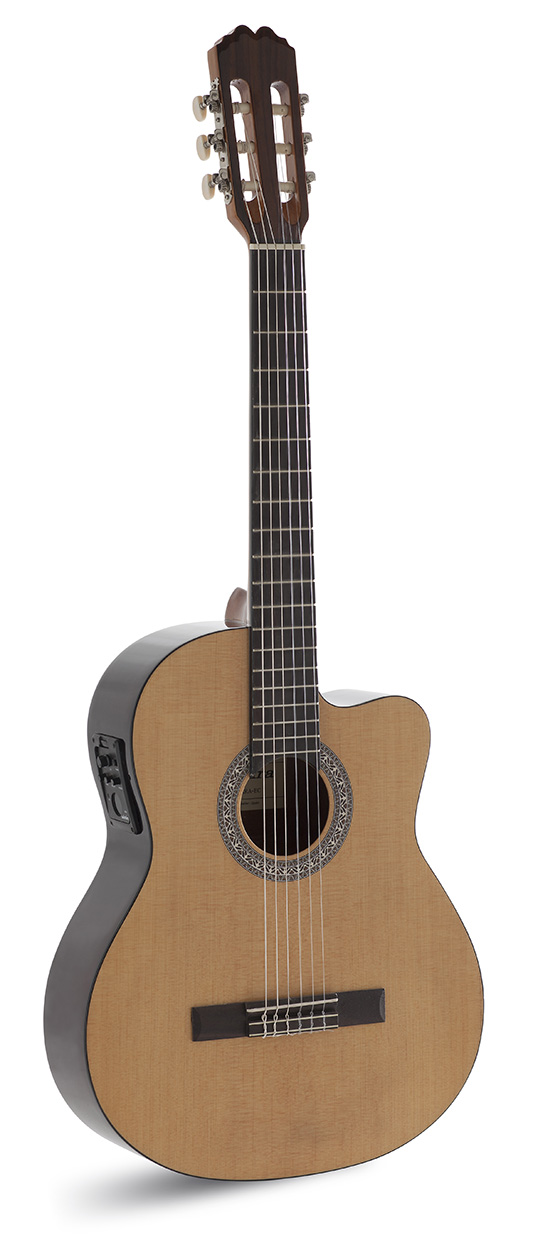 GUITARRA-CLASICA-ADMIRA-SARA-44-ELECTRIFICADA-CON-CUTAWAY-SERIE-INICIACION-BRILLO_All_283_1.jpeg